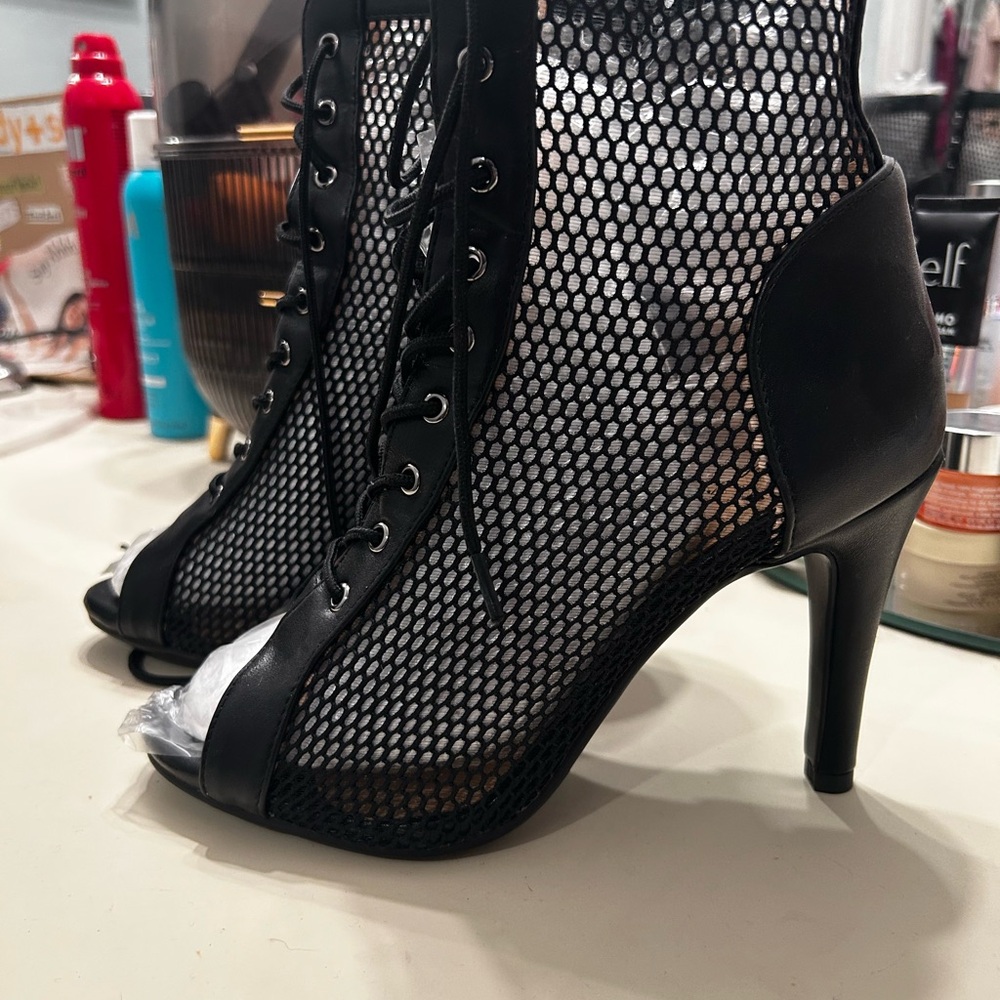 Elegant Black Mesh Peep-Toe Heels